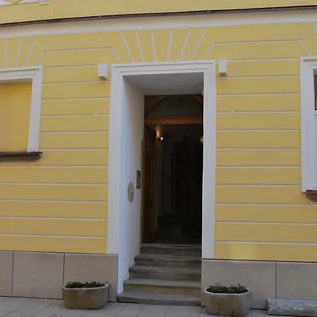 Konukevi Zur Goldenen Sonne Passau