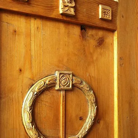 Konukevi Zur Goldenen Sonne Passau